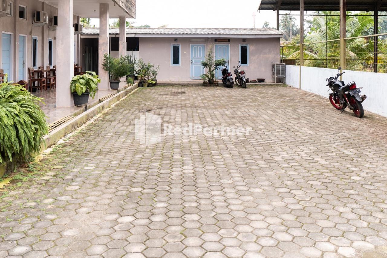 Pondok Kelapa Homestay Lampung Mitra Reddoorz Bandar Lampung Luaran gambar