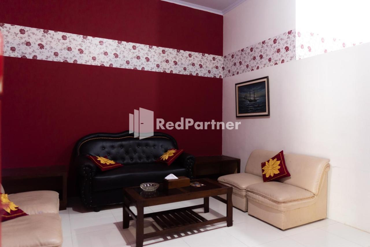 Pondok Kelapa Homestay Lampung Mitra Reddoorz Bandar Lampung Luaran gambar